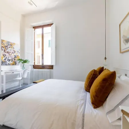 Modern Art Apartment - Art Pieces & Eclectic Deco Florence Exterior photo