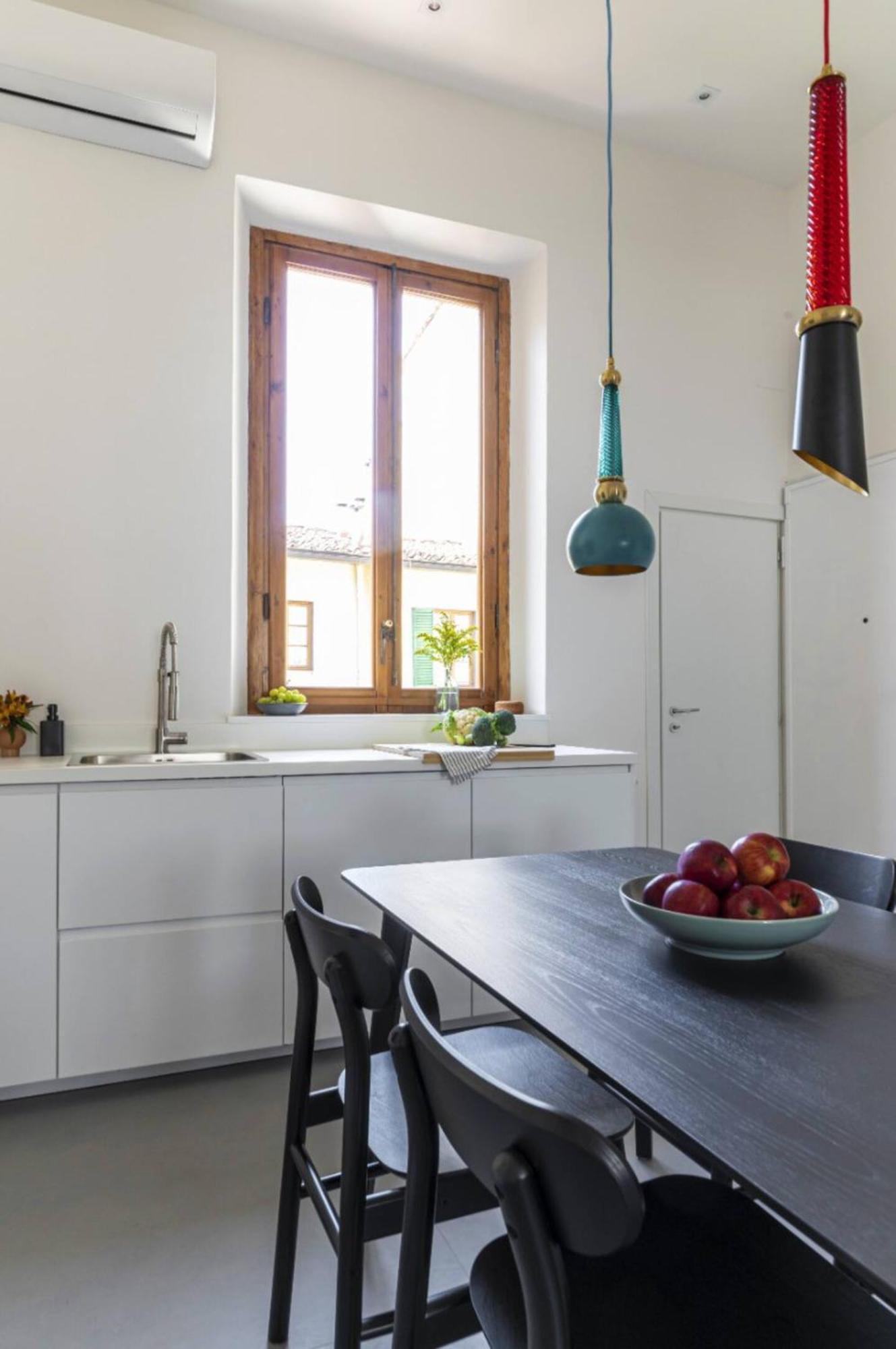 Modern Art - Art Pieces & Eclectic Deco Florenz